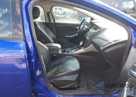 2014 Ford Focus Se z USA, uszkodzony, nr VIN 1FADP3F26EL237028